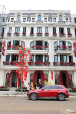 bán liền kề 55m2 xây 4 tầng, mặt tiền 5m, giá thanh toán sớm chỉ 11.2 tỷ cạnh sân golf 7ha