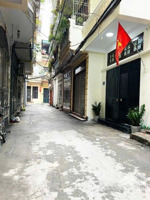 cho thuê nr bàn cờ, 28 triệu, 24m2, 3pn, 2wc, 4 tầng, hướng tây