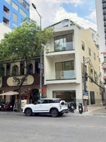 siêu vị trí! góc 2 mặt tiền trương quốc dung, pn. dt 4.1x13m - 50.1m2, 3 tầng tm mới đẹp chỉ 23 tỷ