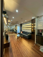 cho thuê căn hộ shp giá 9tr/ tháng, bao phí quản lý.