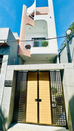 siêu phẩm nhà 3 tầng 3 mê đúc trung tâm hòa cường, núi thành giá chỉ: 5.x tỷ cực hiếm