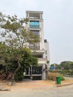 rẻ hơn thị trường 5 tỷ. bán nhà mặt tiền 47 trương văn bang. 102,5m2 (5x20,5m), hầm 6 tầng. 34 tỷ