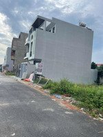 đất chợ đầu mối, dt 50m2 giá 2 tỷ 889 shr công chứng ngay