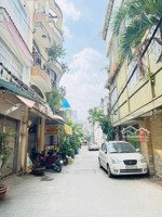 nhà gần 100m2 ngang 5m nở hậu 8m xe hơi ngủ trong nhà âu dương lân