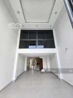 mặt tiền kd sầm uất tại quận 1 - 6 tầng - thang máy. vị trí đắc địa thuận tiện kết nối. 65m2 - 27tỷ