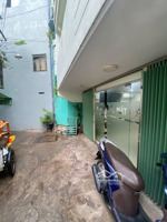 trung tâm quận 6 - nhà 2 tầng mua ở ngay - diện tích 50m2 - ngang 5m - ô tô đỗ cửa. nhà 2/ tân