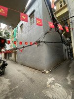 bán nhà lô góc ngõ nông 20 tỷ 70m 2 tầng mt 6,2m ô tô 4 chỗ đỗ cửa 20m ô tô tránh võng thị tây hồ