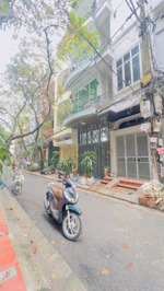 siêu phẩm oto tránh kinh doanh, thông thoáng, khu dân trí.