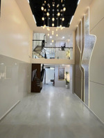 nhà mới 5 tầng- full nội thất- thang máy hxh 6m lạc long quân p.3- q.11 43m2- giá tốt 8.8 tỷ