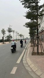 bán nhanh 2 căn liền kề 75m2 và 86m2 giá giảm sâu rẻ nhất thị trường,đầu tư cực tốt.lh:0373555511