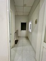 nhà sát mặt tiền lê hồng phong giao 3/2, q10, ngang 3.6m, 2 tầng, 2 phòng ngủ, chỉ nhỉnh 5 tỷ