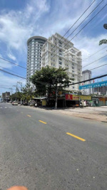 đất mtkd đường hoàng quốc việt q7. dtcn 112m2. chỉ 9.9 tỷ. ngang 5.6m. sát vách phú mỹ hưng