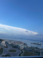 bán căn hộ 2pn.tầng cao ban công dài mã 08. thứ 6 và 7. cuối tuần ace sẽ được ngắm bắn pháo