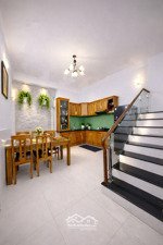 hot nhà 4 tầng, 52m2, chỉ 11 tỷ nhỉnh, đường số, tân quy quận 7