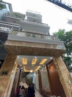 nhà dân xây phố vip- nguyễn văn cừ long biên cách ô tô 30m - nhà 5 tầng 5 phòng ngủ 50.4m