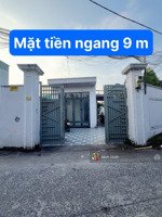 nhà sân vườn 9x21m, hẻm xe hơi song hành vào vài bước, giáp thị trấn hóc môn nay là xã hóc môn