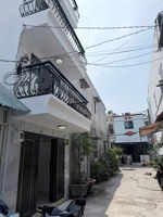 nhà 3 tấm sân thượng địa chỉ: 1/. liên khu 16/18 quận bình tân sổ hồng cầm tay mới 100%