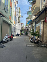 chính chủ bán hxh víp 345/trần hưng đạo-pcầu ông lãnh mới q1 5tầng vuông vức chỉ 7,9tỷ. 