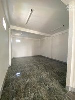 cho thuê nhà 4 tầng mt mỹ an gần cầu trần thị lý ! ngũ hành sơn
dt 100m x 4 tầng trống suôt
2