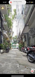 sát quận 1 - vài căn điện biên phủ 65m2 5 pn gần mặt đường . chỉ 7,98 t ngang 5m khu hiếm nhà bá