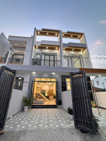 bán nhà sổ riêng 1 lầu 1trệt 3 phòng ngủ bình chuẩn thuận an bình dương giá 2ty790tr