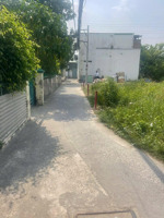 bán lô đất hẻm huỳnh tấn phát dt:4x17 . giá :4.8 tỷ . sổ hồng