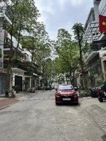 chính chủ bán rẻ nhất văn phú 77m 4,5 tầng gần lacasta