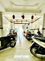 chdv 4 tầng 11 phòng full nội thất - hđ thuê 35tr/tháng - 4*18m - có hệ thống pccc sát mt ni sư