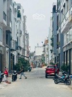 12ty7 tân bình hẻm ôtô vào nhà đường cộng hòa