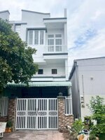 Bán nhà Trệt Lững Lầu KDC 586 gần chợ Phú Thứ,4.3 tỷ, P. Hưng Phú, Tp Cần Thơ.