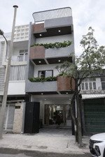 chính chủ bán nhà 3 tầng full nội thất xịn sò đường kỳ đồng , gần chợ vị trí kinh doanh