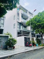 căn liền kề shophouse có lối thông hành, đ lớn 16m cho thuê 38tr/th có thang máy 105m2, sổ hồng