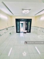 rẻ hiếm - tân xuân - hóc môn giáp quận 12 - 70 m2 ngang 5 m - sổ vuông a4 - chỉ 4.2 tỷ