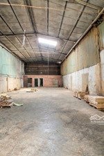 b.án nhà xưởng p. hố nai,đồng nai giá chỉ hơn 2tỷ còn bớt dt: 10x30m sổ riêng
đường xe công, 3 pha