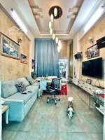 sát mặt tiền phan huy ích tân bình -nhà đẹp 4 tầng - dt 4mx17m - ô tô đỗ cửa - sổ vuông a4