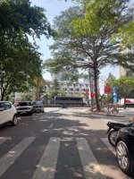 nhà cấp 4 có 2 mặt tiền kinh doanh đồng văn cống, diện tích 120 m(6mx20m) sổ vuông đẹp