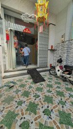 bán nhà lâm văn bền ô tô đỗ cửa nhà 3 tầng 4 phòng ngủ ngang 4x15m đoạn hẻm 60 chỉ 9 tỷ nhỉnh