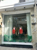 giảm 500tr- giá mới 9 tỷ-hẻm 4m ra ngô tất tố - nguyễn hữu cảnh - landmark 81