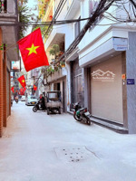 bán nhà văn quán hà đông hn dân xây diện tích 30m xây 3.5 tầng full noi thất giá 7.19tỷ