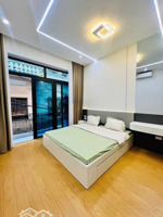 bán nhà phố hoàng văn thái 42m x 5 tầng mặt tiền 4m ô tô đỗ cửa giá chào 15 tỷ