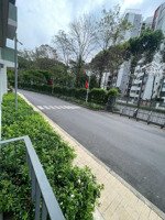 cần bán trệt emerald celadon 60m2, 2pn, 1wc, nội thất cơ bản