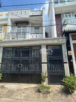 bán nhà 90m2 đ. bình trị đông, gần kdc tên lửa, hẻm 6m, 2 tầng kiên cố, 4pn có sân để xe hơi. 6tỷ9