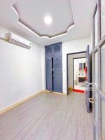 phú nhuận - 4 tầng btct (5.5mx7m) - 4pn - hẻm thông rộng - 10m ra hẻm xe tải - chỉ 6.75 tỷ