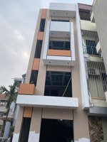 bán nhà 4 tầng sát kđt tái định cư đông mỹ, gần trường thpt đông mỹ ô tô đỗ cửa