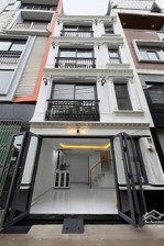 nhà hẻm xe tải sát mặt tiền trung tâm bình thạnh 4 tầng mới- ngang 4,5m -nhà full nội thất hơn 7 ty