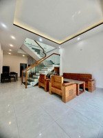 khai xuân 2026
bán nhà 2 tầng k2,5m #hoàng_sa
gồm : 3pn,2wc,full nội thất diện tích