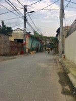 bán đất thị trấn hồ, đường to, 60m2, mt4m, bán gấp trả nợ ngân hàng, lh: 