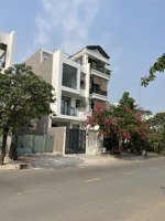 bán nhà mới 100% thiết kế hiện đại, đường trước nhà 16m