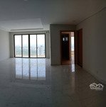 skyline cho thuê 112m2, 3pn rộng rãi, view hướng nam thoáng đẹp, giá 17tr, nhà cơ bản có sẵn rèm