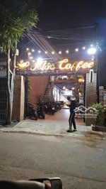 bán nhà mặt tiền đang làm quán cafe giá 4.5 tỷ đất full odt
